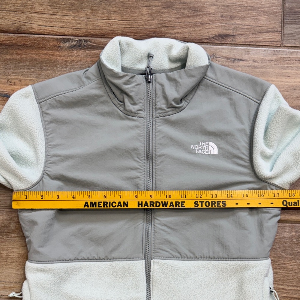 The North Face Women's Fleece Jacket Size Small - Picture 8 of 9
